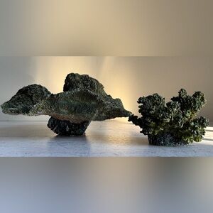 2 Pieces of Faux Green Coral Aquarium Decor